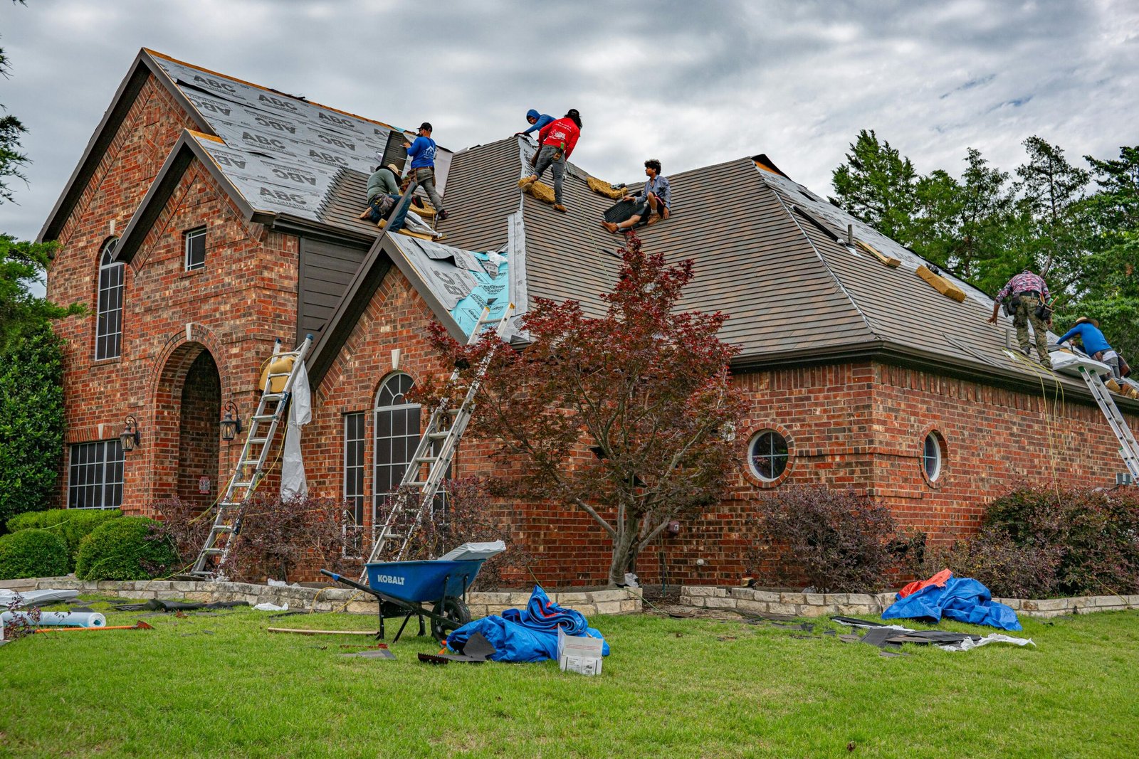 Why roofers in the Northwest are missing out without a website
